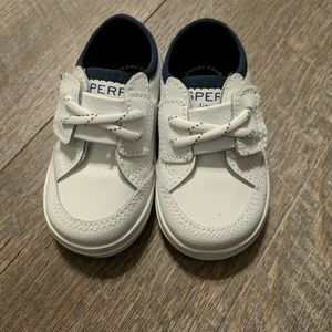 Sperry baby shoes white